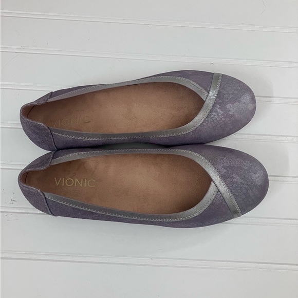 Vionic Spark Carol Ballet Flat in Pewter - Picture 2 of 11